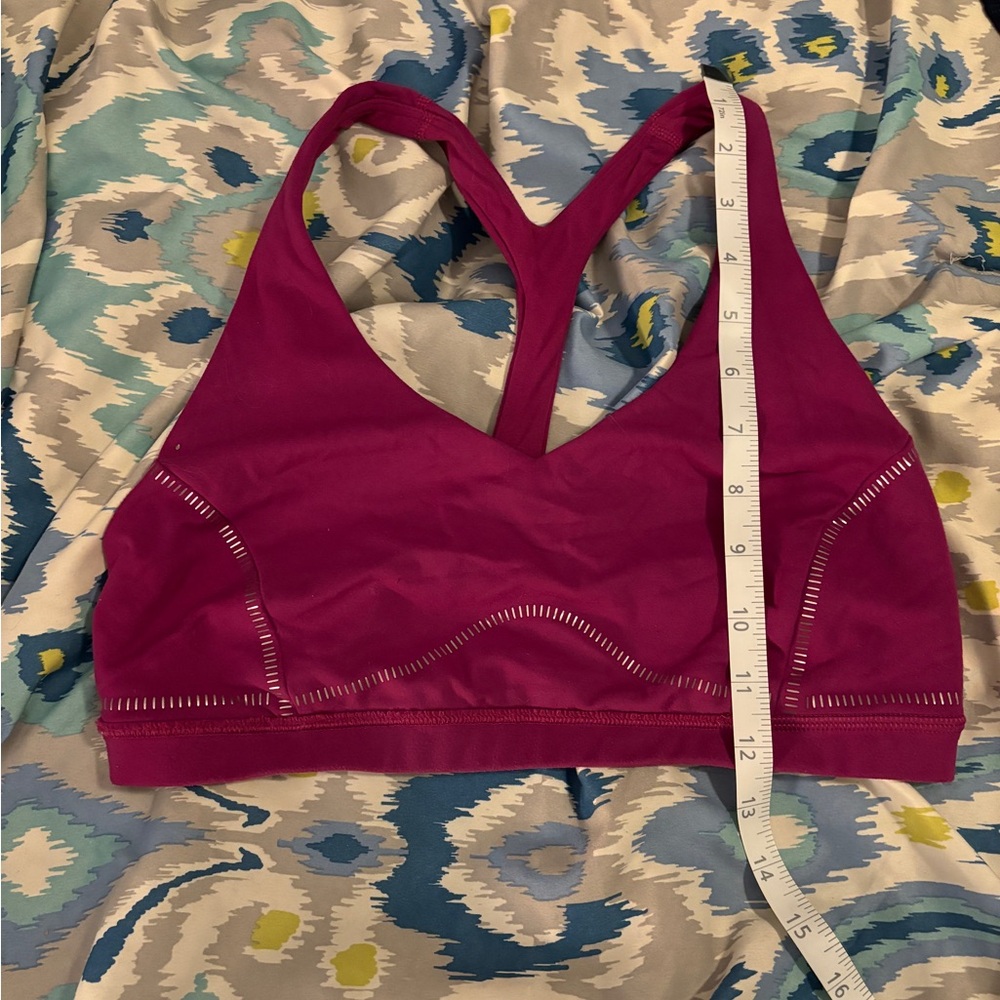 Lululemon sports bra